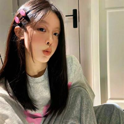 衣柜里的猫